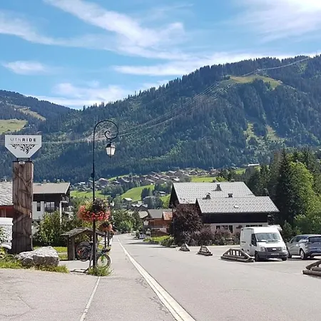 - Les Perthuis Apartament Châtel